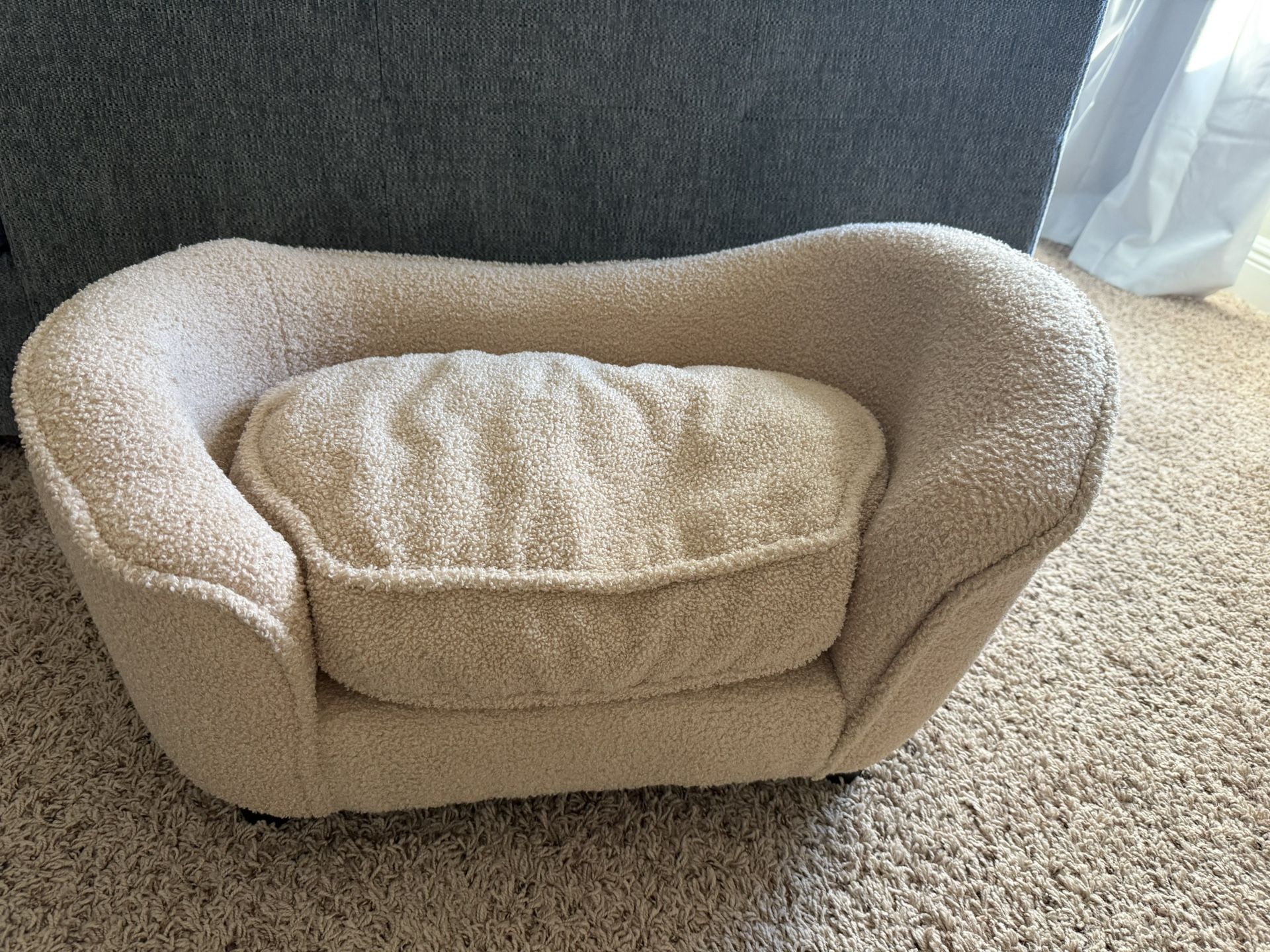 Cat Or Dog Bed/Couch