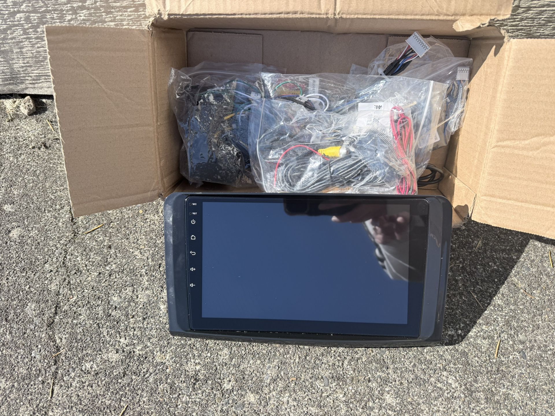 9 inch Wireless Double Din Car Stereo
