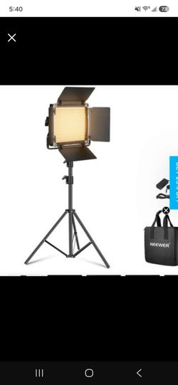 Neewer NL 660 white light with stand