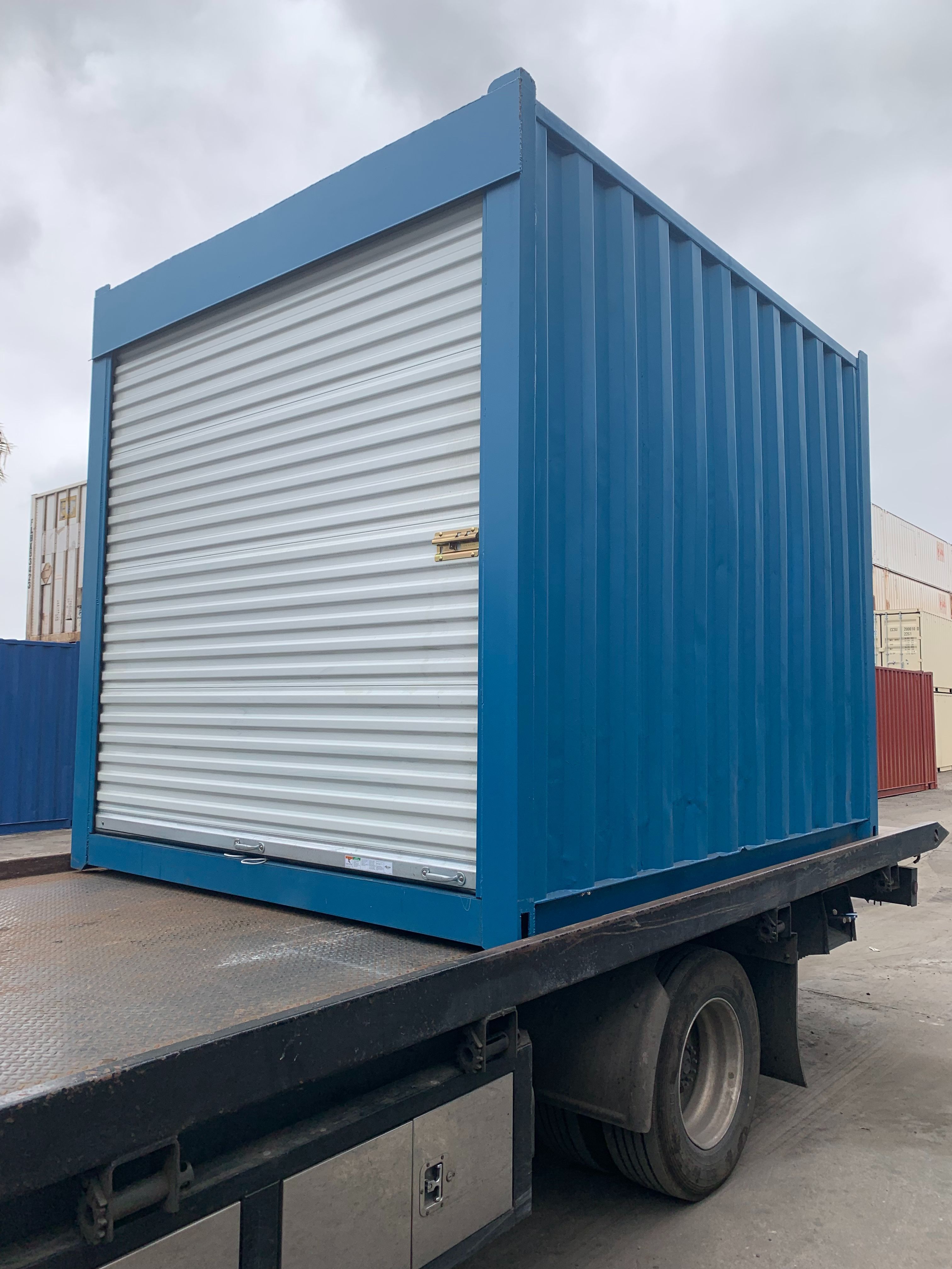 10ft Shipping Container – Refurbished with Roll Up Door