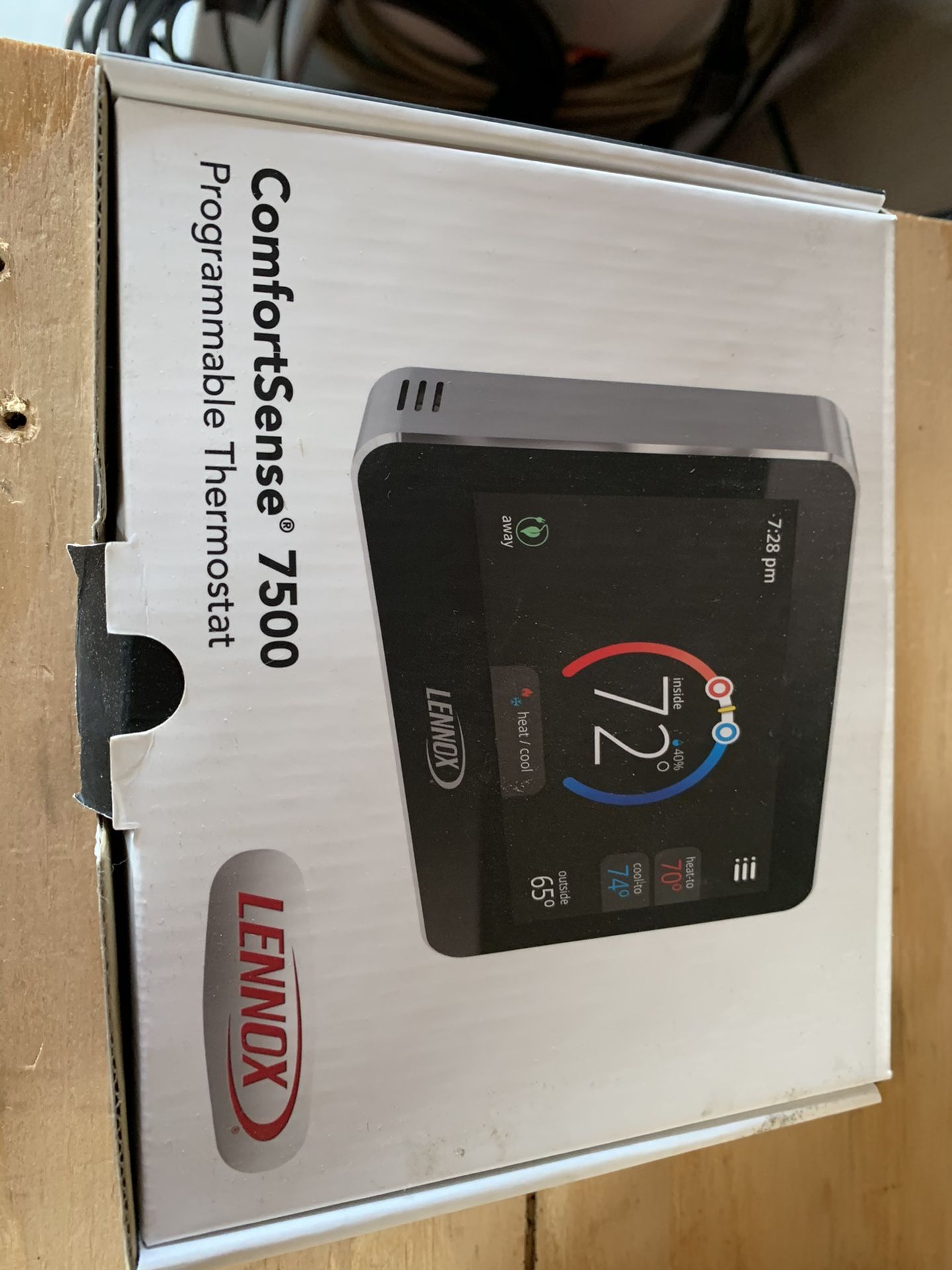 Lennox ComfortSense 7500 programmable Thermostat