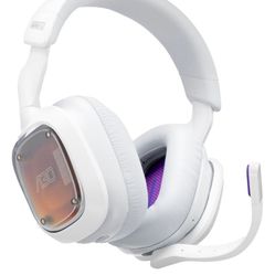 Logitech Astro A30 Wireless Gaming Headset