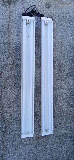 Fluorescent Strip Light Fixtures – Set of 2