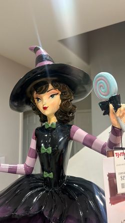 🎃 Large Halloween Witch Display with Shelves 🧙♀️