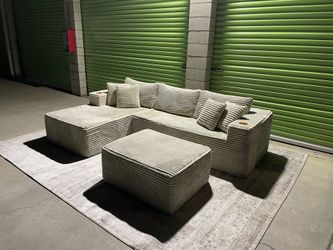 *Free Delivery* Boneless Sectional Couch Sofa w/ Ottoman