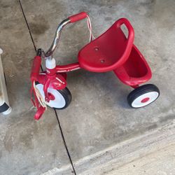 Radio Flyer Folding Trike Best Bike For Kids Toddlers Tricycle - Ages 2 and up