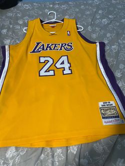 Kobe Bryant Mitchell and Ness Authentic 2008-09 Lakers Jersey Size 52 2xl