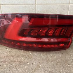 AUDI A4 SEDAN 2017 2018 2019 Rear Tail Light.  In Excellent Condition