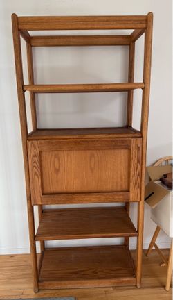 Solid Oak Bookcase with Cabinet