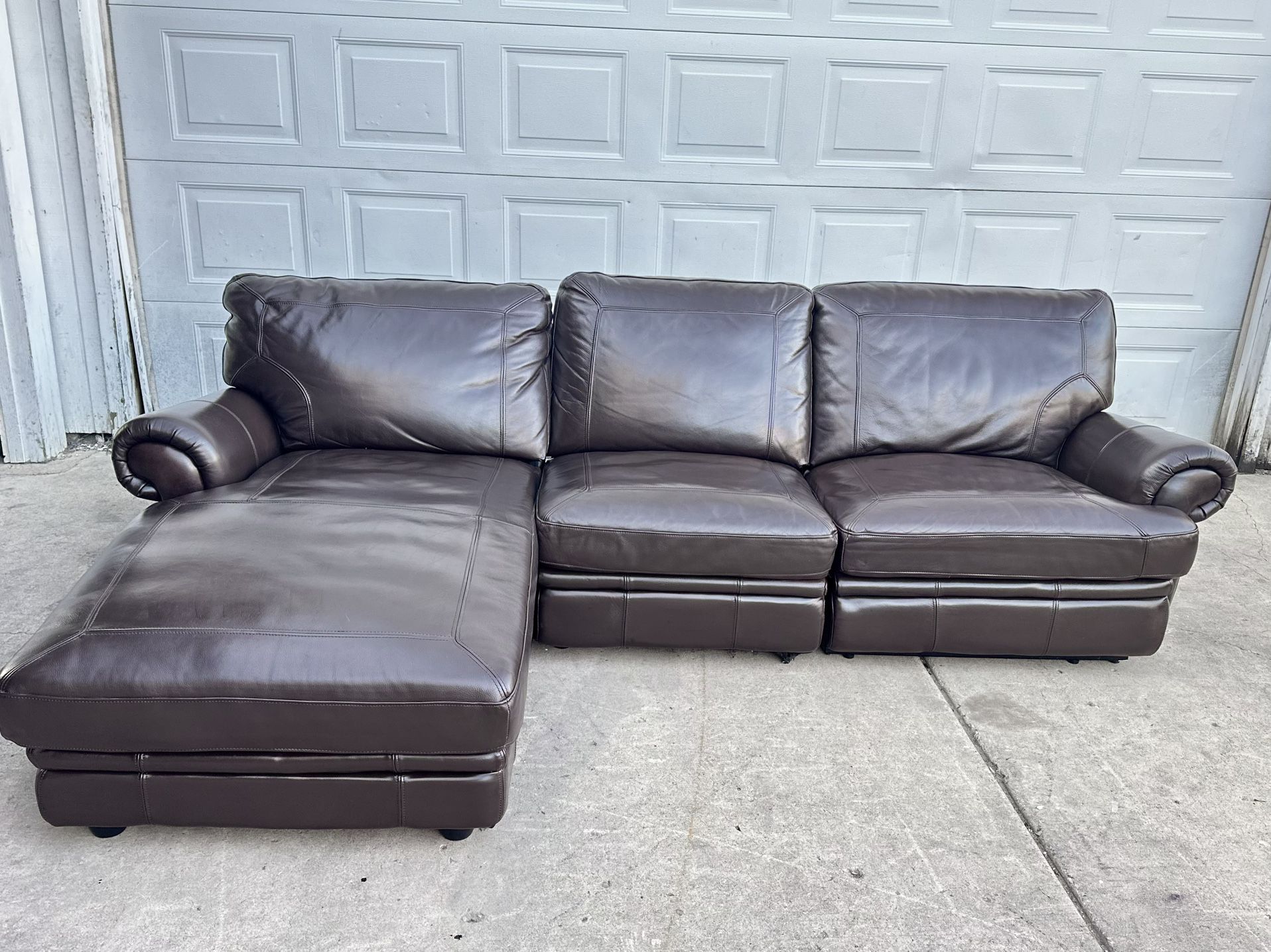 FREE DELIVERY 🚚  Ashley furniture Real Leather brown Couch, sofa recliner  