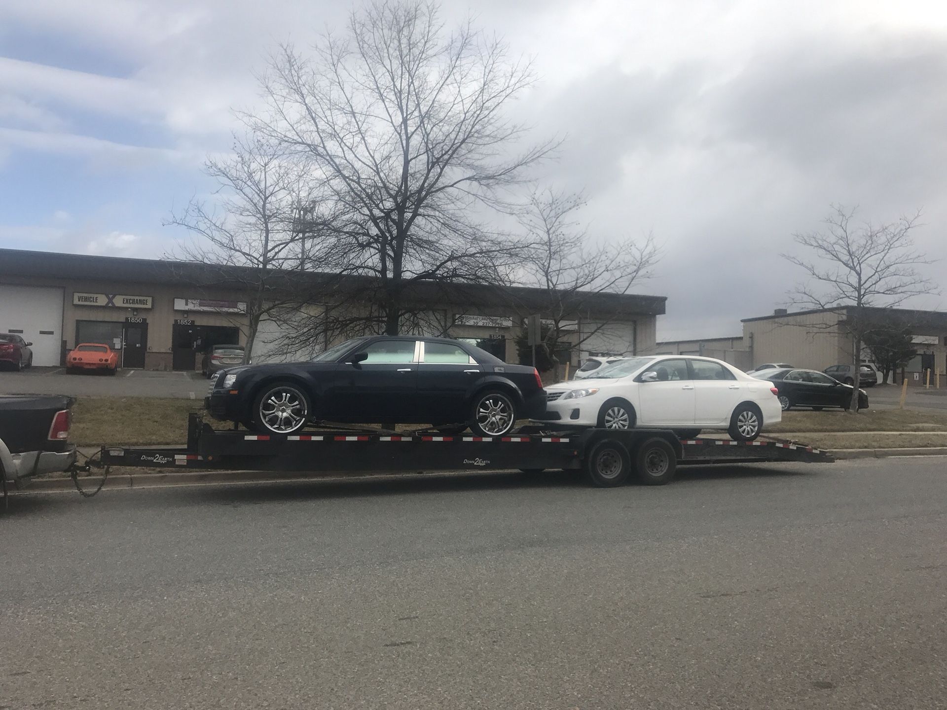 Need ur cars moved pickup from IAA COPaRt send a message feat prices starting at 60 and up depends on location