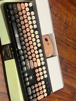 Wireless Keyboard and Mouse Combo
