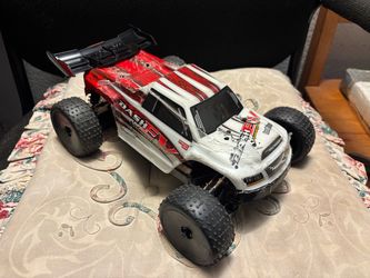 Team Associated Reflex 14T 1/14 4WD RC Truggy Brushless