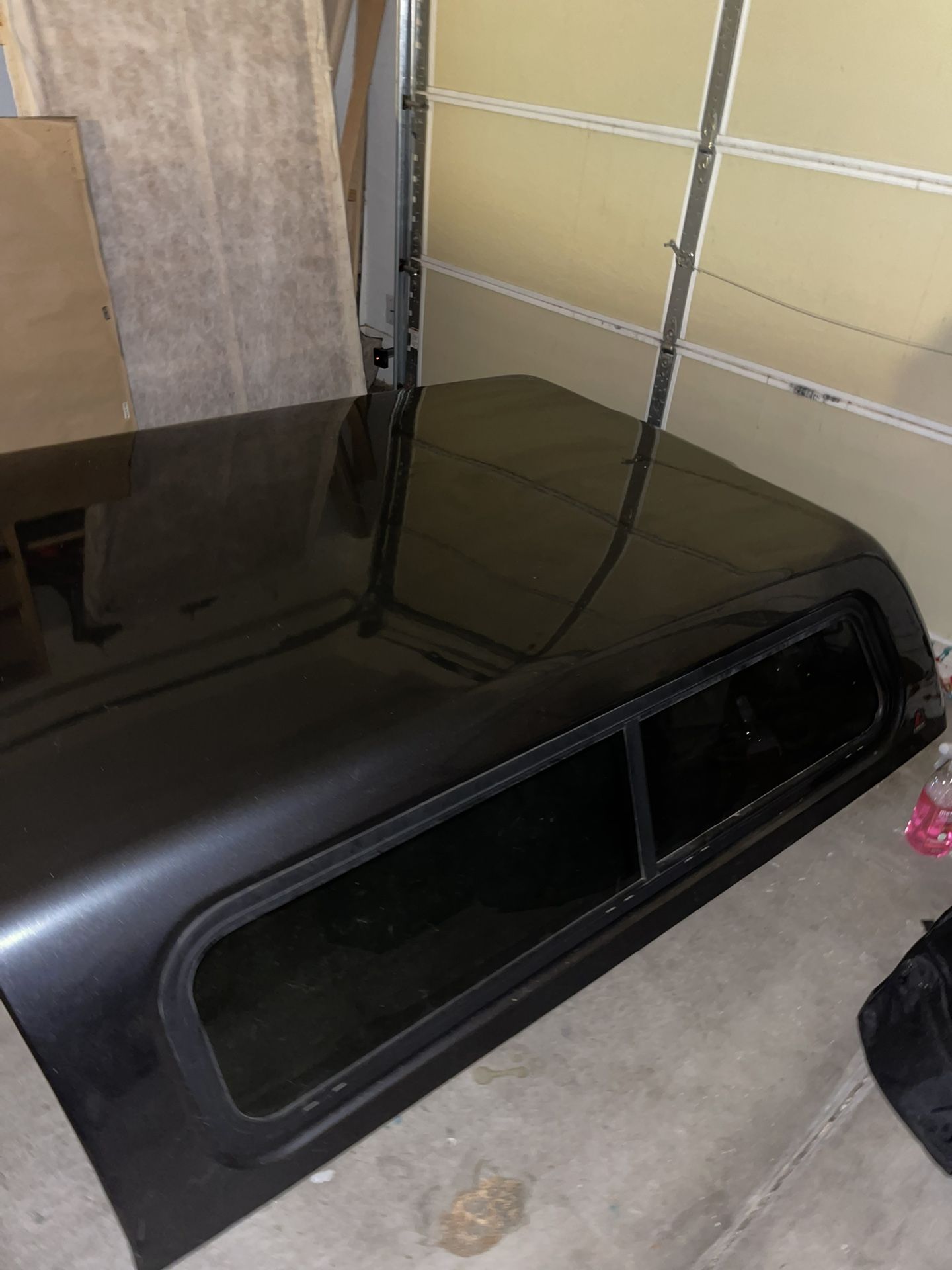 6ft Leer Camper
