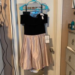 Brand New Dress From Macys $20 Only 