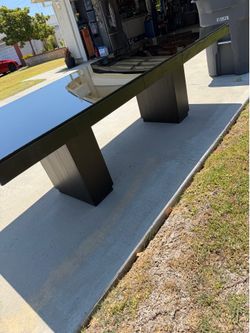 Dinning table