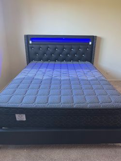 Gran especial de cama Queen incluye colchón