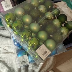 Box Christmas Bulbs Two Packages $5 Each See Descriptions