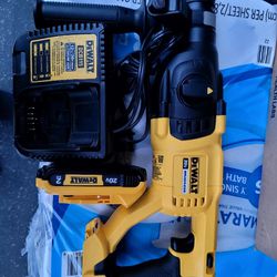 Dewalt 20v Hammer Drill With Battery And Charger 