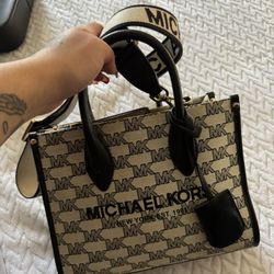 MK Tote