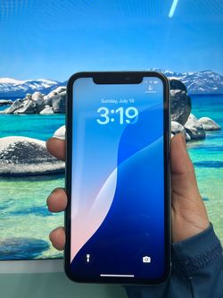 iPhone 11 64GB Unlocked