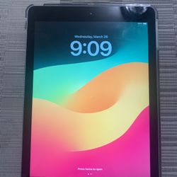 Apple iPad 6th Generation 32GB Unlocked Like New!