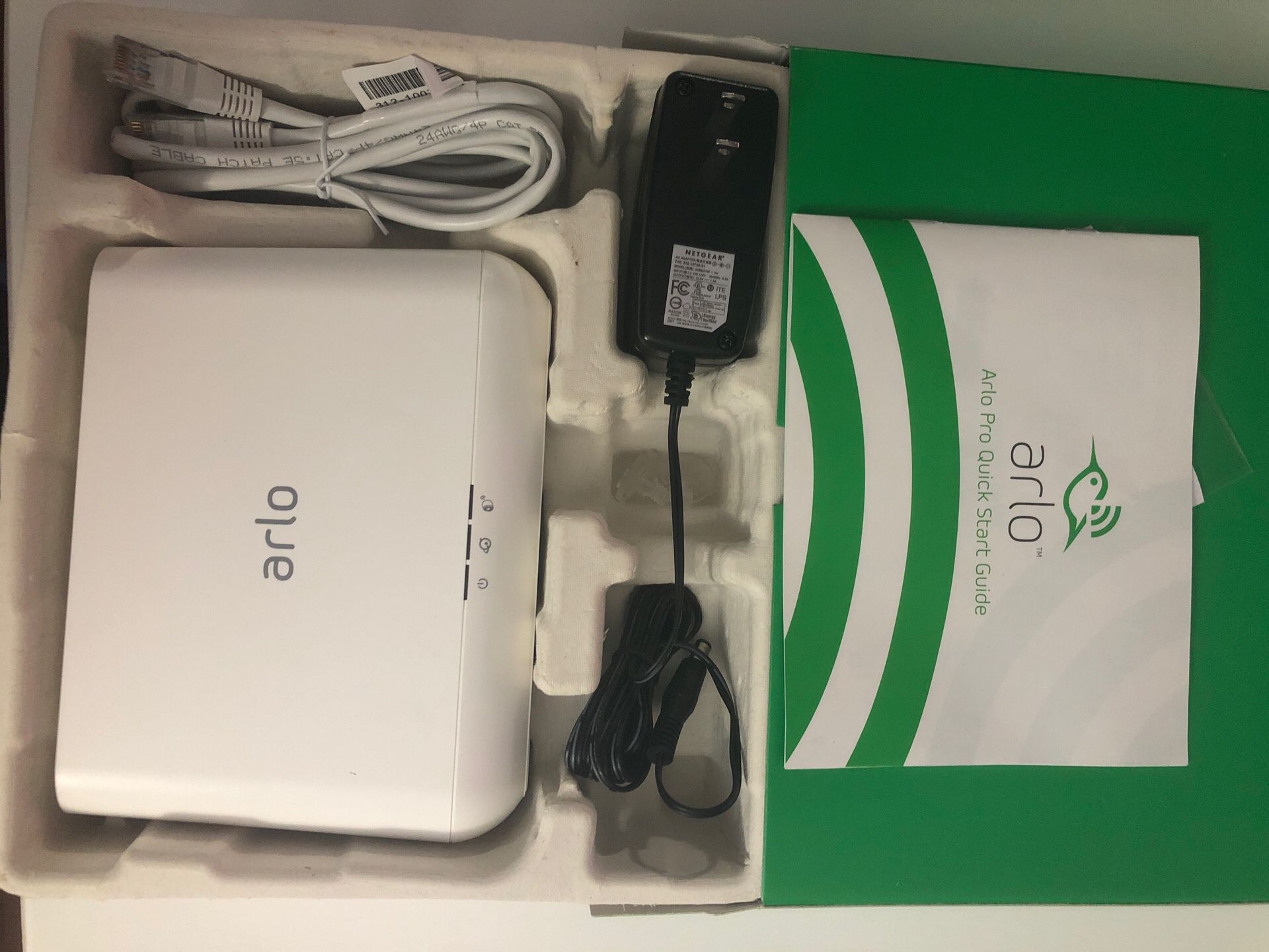 Brand New Arlo Pro Netgear Base Station ( no cameras) with 2 cables