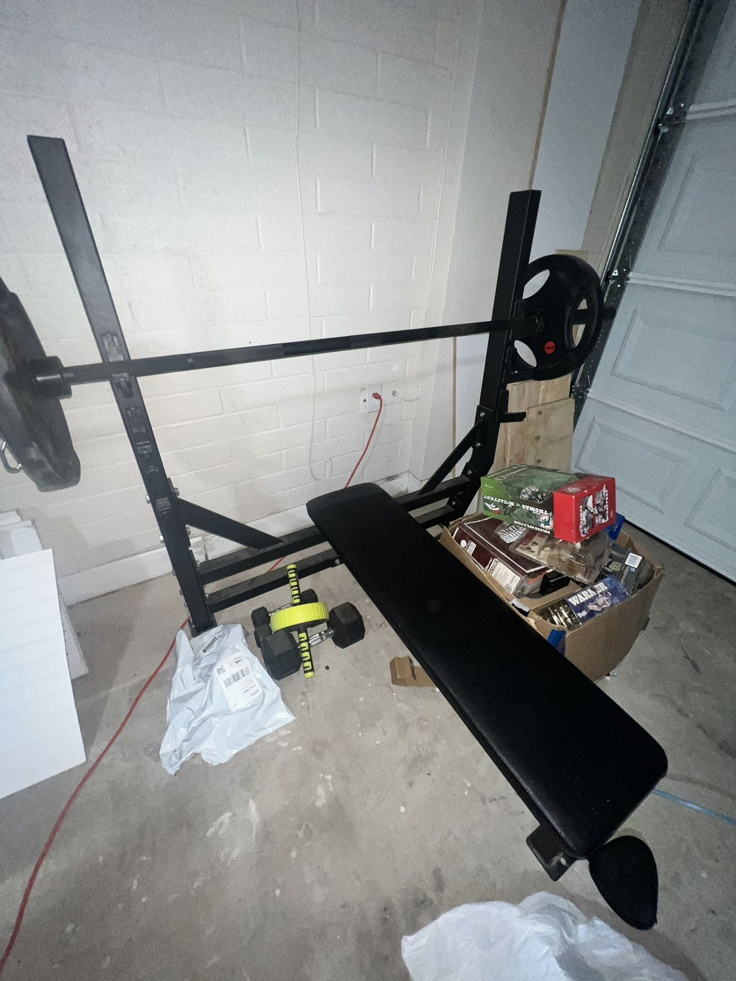Heavy Duty Workout Bench With Bar And Weights STEAL!