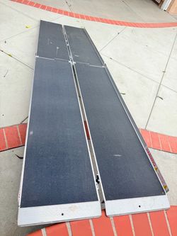 Folding Aluminum Wheelchair Ramp