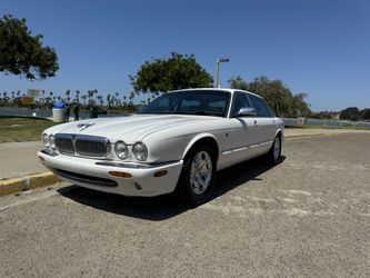 2000 Jaguar Vanden Plas