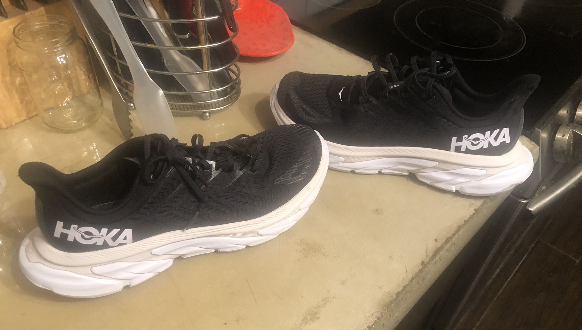 Hoka Men’s Size 11.5 Athletic Shoes 