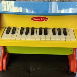 Melissa & Doug Piano 