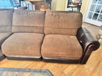 L-shaped sofa w/ recliners
