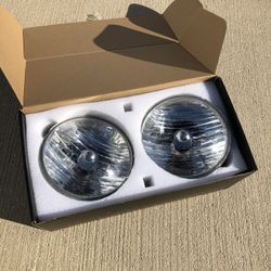 Jeep Wrangler JKU Headlights