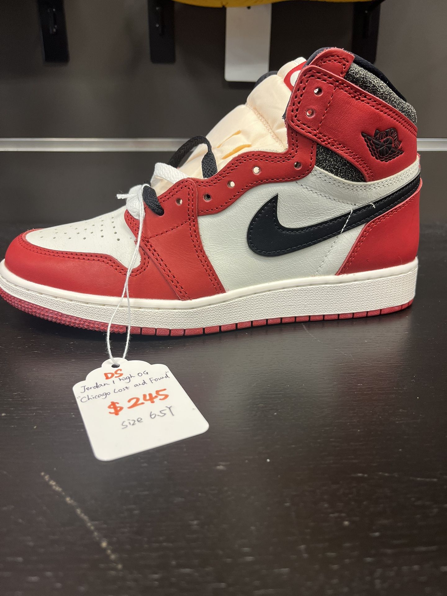 Jordan 1 High OG Chicago Lost And Found