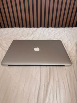 Apple MacBook Pro 15” Retina Intel Core i7