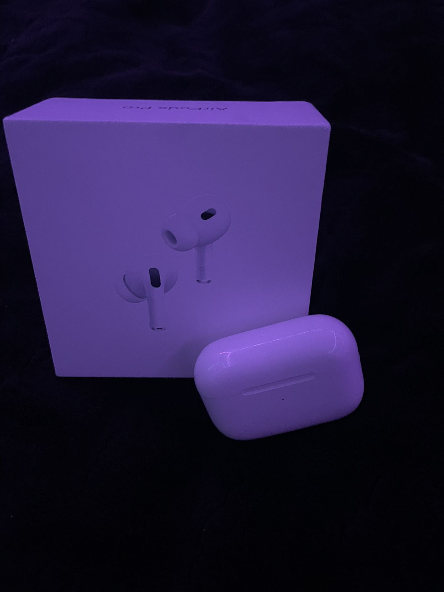 AirPod pros gen 2 brand new opened box comes with cord they work great and good quality