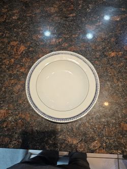 Mikasa salad bowl