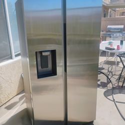 Samsung  Refrigerator 