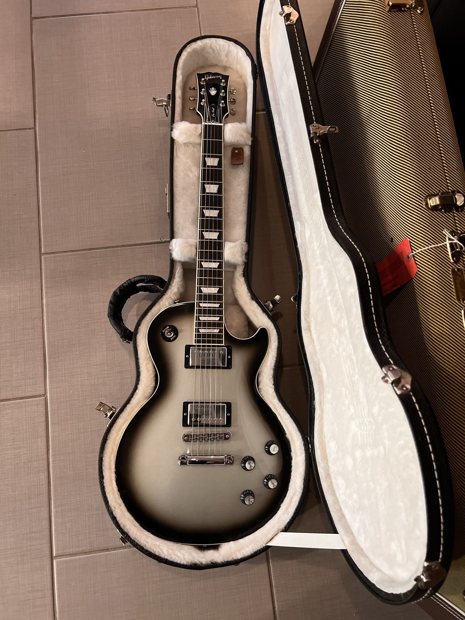 Gibson Les Paul Standard - Silverburst