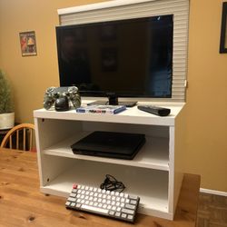 PS4 Gaming Set Up Bundle (everything Shown Included)