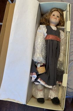Edna Hibel Collector Doll Limited Edition- Amy Rebecca