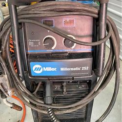 Miller Millermatics Welder 
