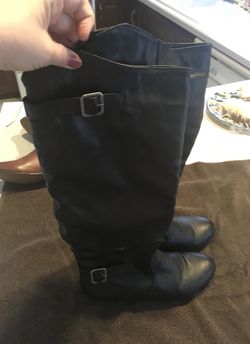 Brand new! Size 7 black knee high boots