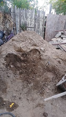Free dirt