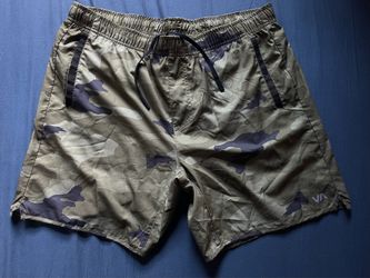 RVCA CAMO training shorts XL