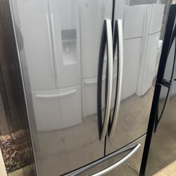 Beautiful Stainless Steel refrigerator will deliver and install