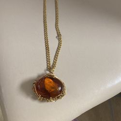 Pendent With Necklace 