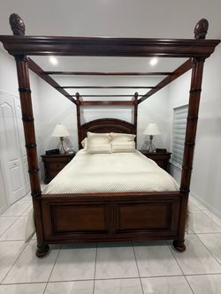 Full bedroom set , juego de cuarto