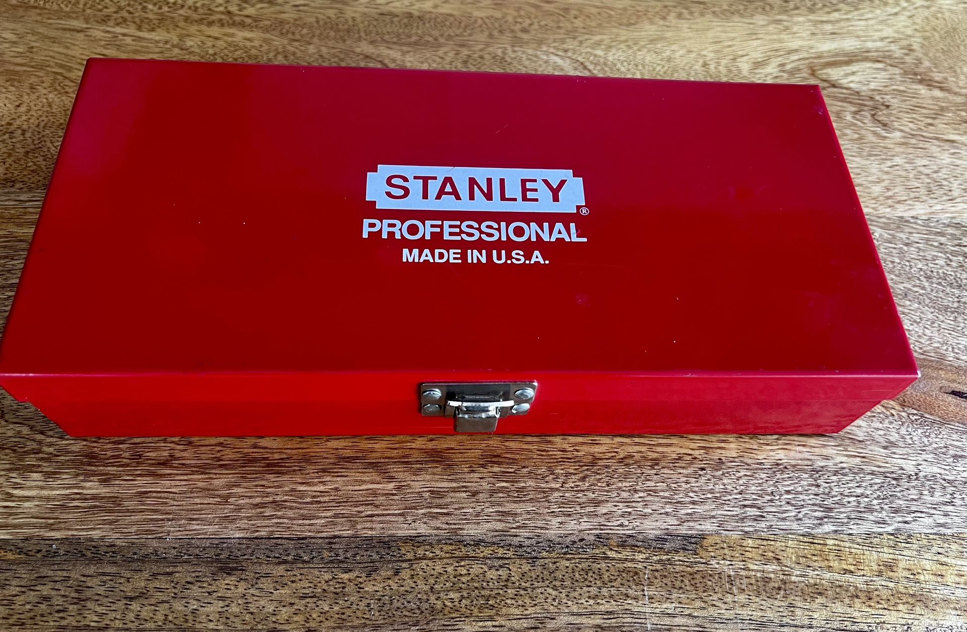 Vintage Stanley Professional 12-Piece 3/8” Drive Socket Set – Made in USA – Model 86-918